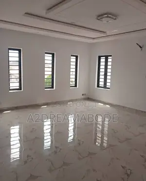 5bdrm Duplex in Omole Phase 2, Ikeja for sale
