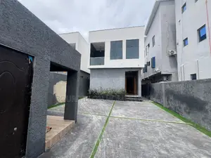 5bdrm Duplex in Ologolo for sale
