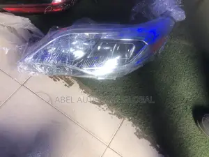 Headlamp for Toyota Avalon 2015 Model
