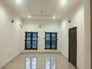 2bdrm Townhouse / Terrace in Apo District for rent