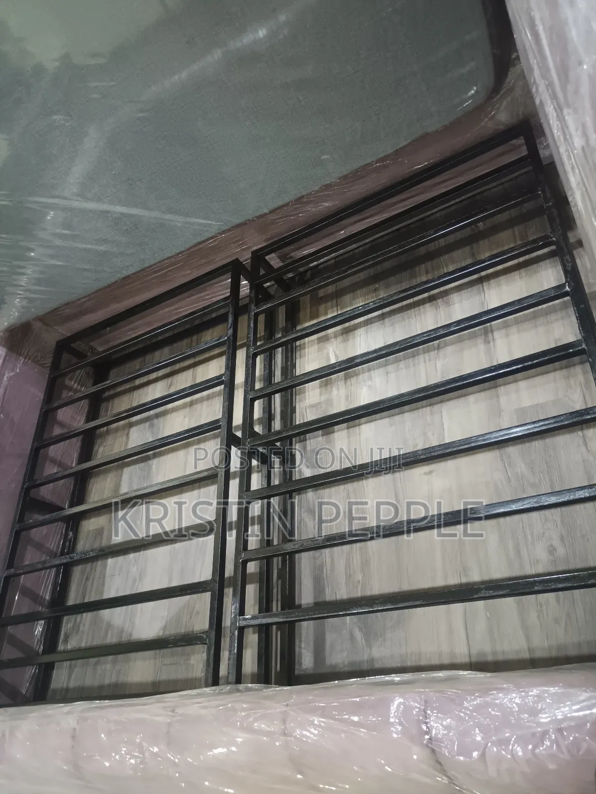 4 by 6 Bedframe and Metal Bed Floor