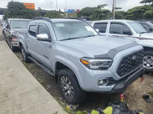 Toyota Tacoma Limited V6 4x4 Double Cab 127.4 in. WB 2020 Gray