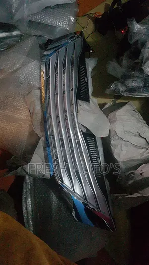 Front Grille Sienna 2012