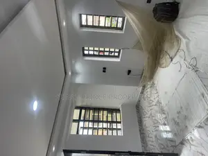Furnished 2bdrm Block of Flats in Surulere for rent