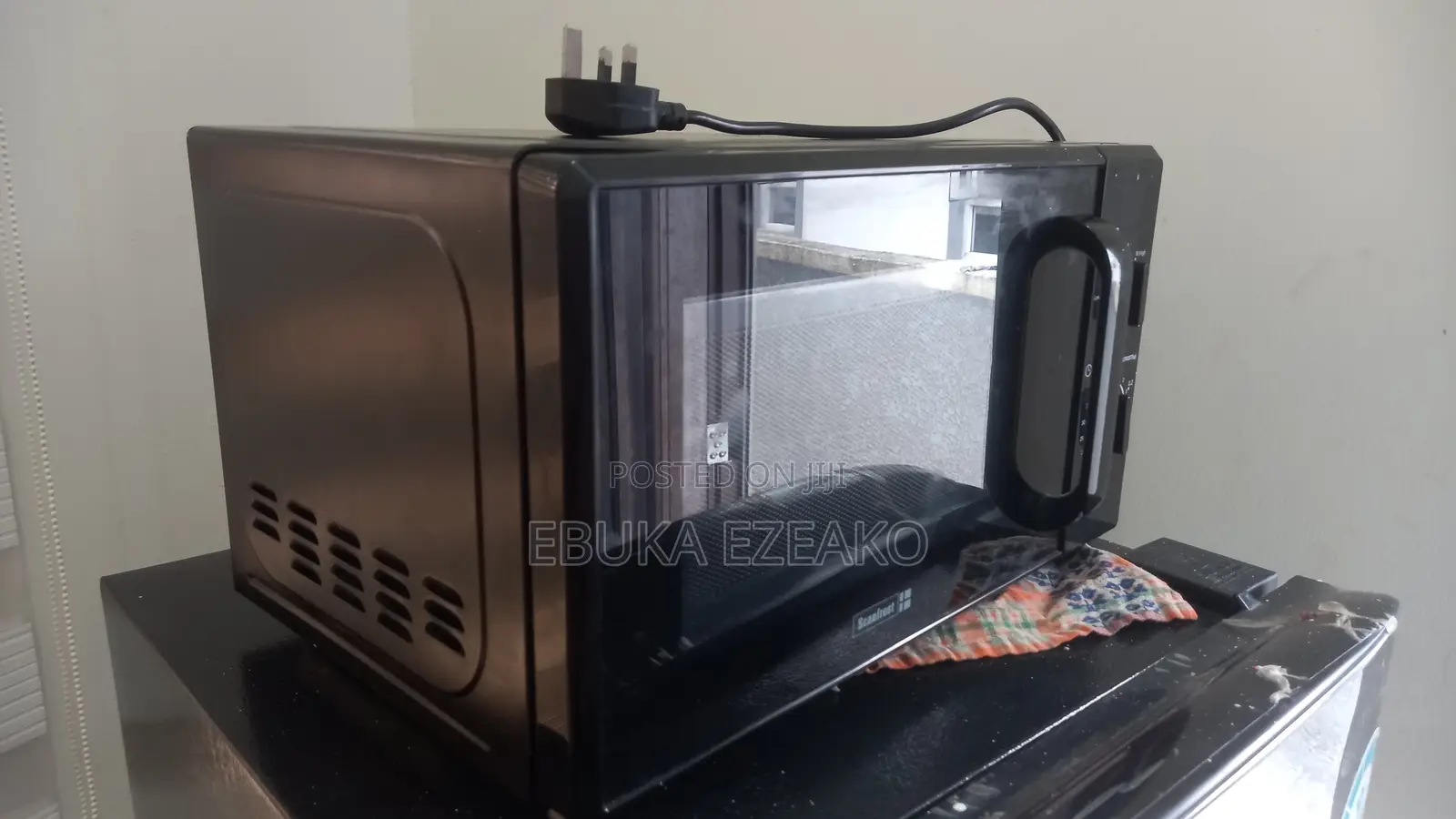 20l Scanfrost Microwave Oven