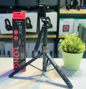 Long Selfie Stick/Tripod.