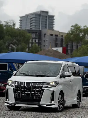 Toyota Granvia 2021 White