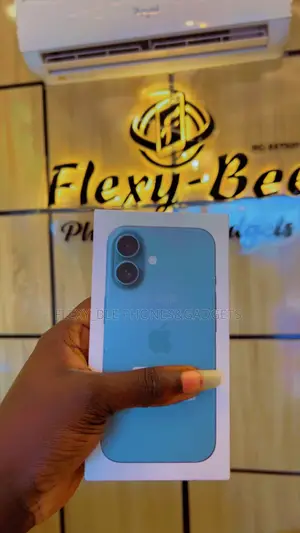 New Apple iPhone 16 128 GB Blue