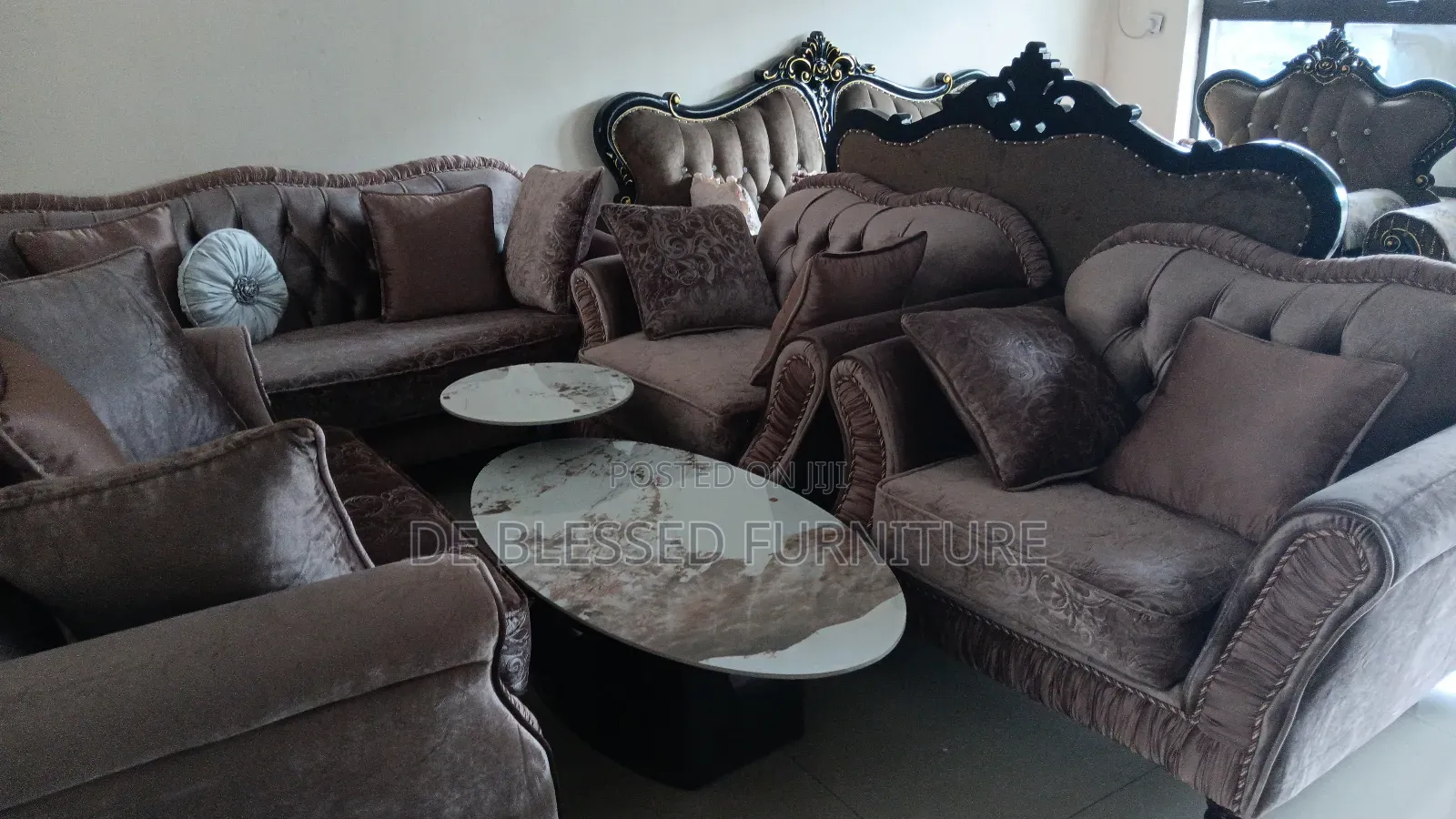 Cotemporary Sofa