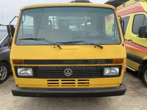 Volkswagen LT 2000 Yellow