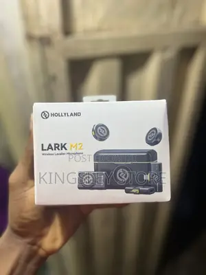 Hollyland Lark M2 Wireless Lavalier Microphone For iPhone Android Usbc