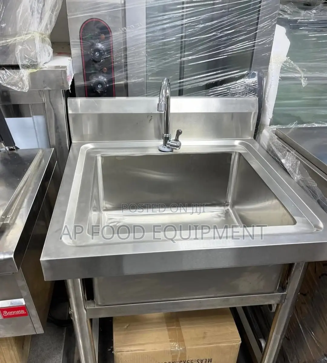 Different Sizes of Industrial Sinks