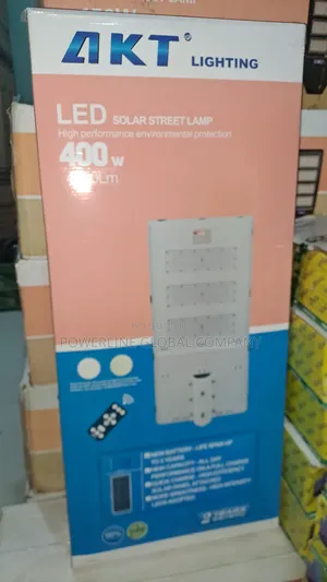 Solar Street Light 400w for Homes/ Hotels/ Lounges/ Guesthouses/Compan