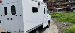 Kia Combi 2010 White