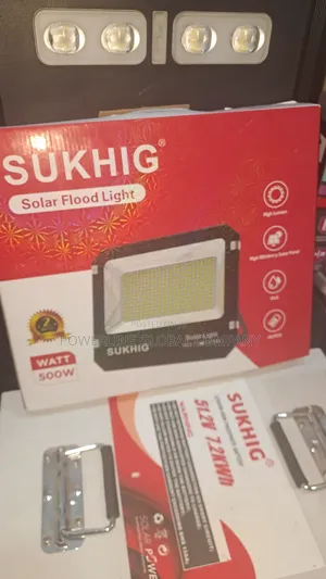 500w/ 300w/ 200w Solar Flood Light for Homes/ Hotels/ Lounges/ Estates