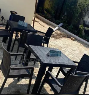 Outdoor Garden Dining Set