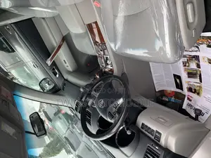 Toyota Highlander Limited 3.5l 4WD 2013 Silver