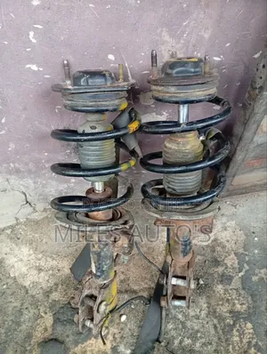 Front Shocks for GMC Acadia