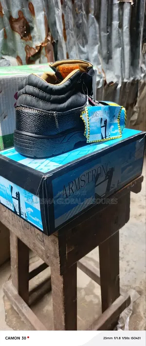 Armstrong Safety Boots Pro