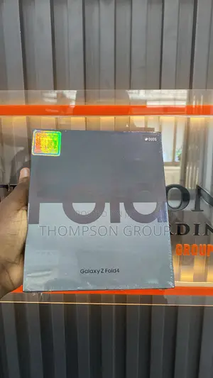 New Samsung Galaxy Z Fold4 512 GB