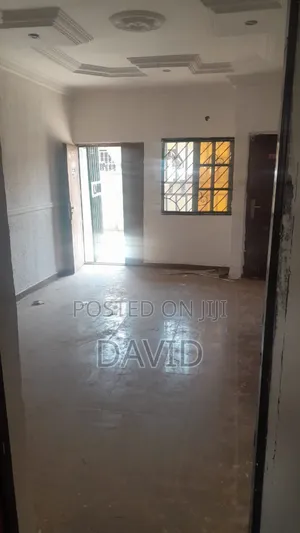 1bdrm Block of Flats in Adeyeri Etstate, Ifako-Ijaiye for rent