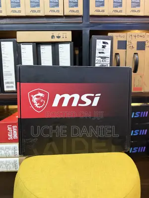 New Laptop MSI Raider GE78HX 32GB Intel Core I9 SSD 1T