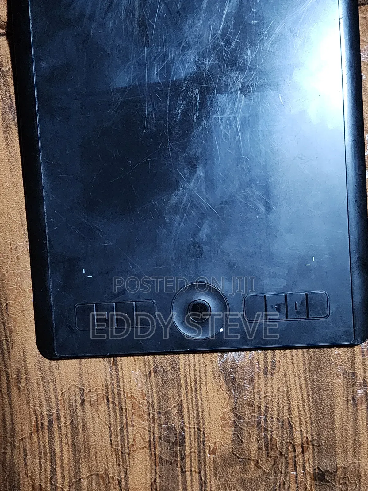 Wacom Intuos Pro Medium Bluetooth Graphics Drawing Tablet