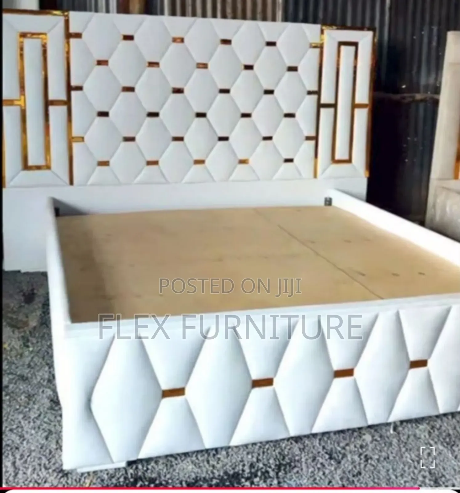 Quality 6/6 Bed Frame With Two Bed Size