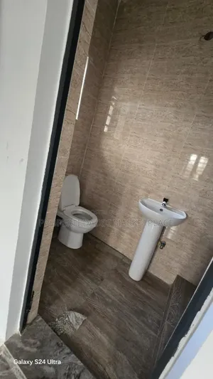 Mini Flat in P&T Estate, Boys Town for rent