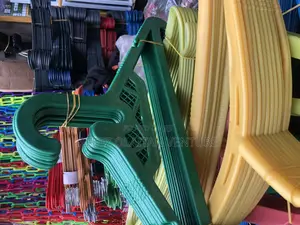 Hangar for Clothes Per Dozen