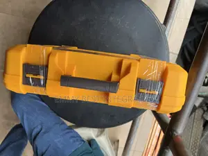 20v Cordless Ingco Industrial Brad Nailer Kit