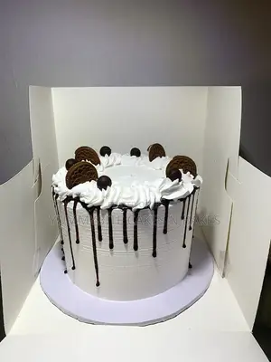 2 Layers 7inch Whipped Cream Birthday Cake
