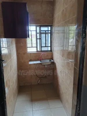1bdrm Room & Parlour in Karu for rent