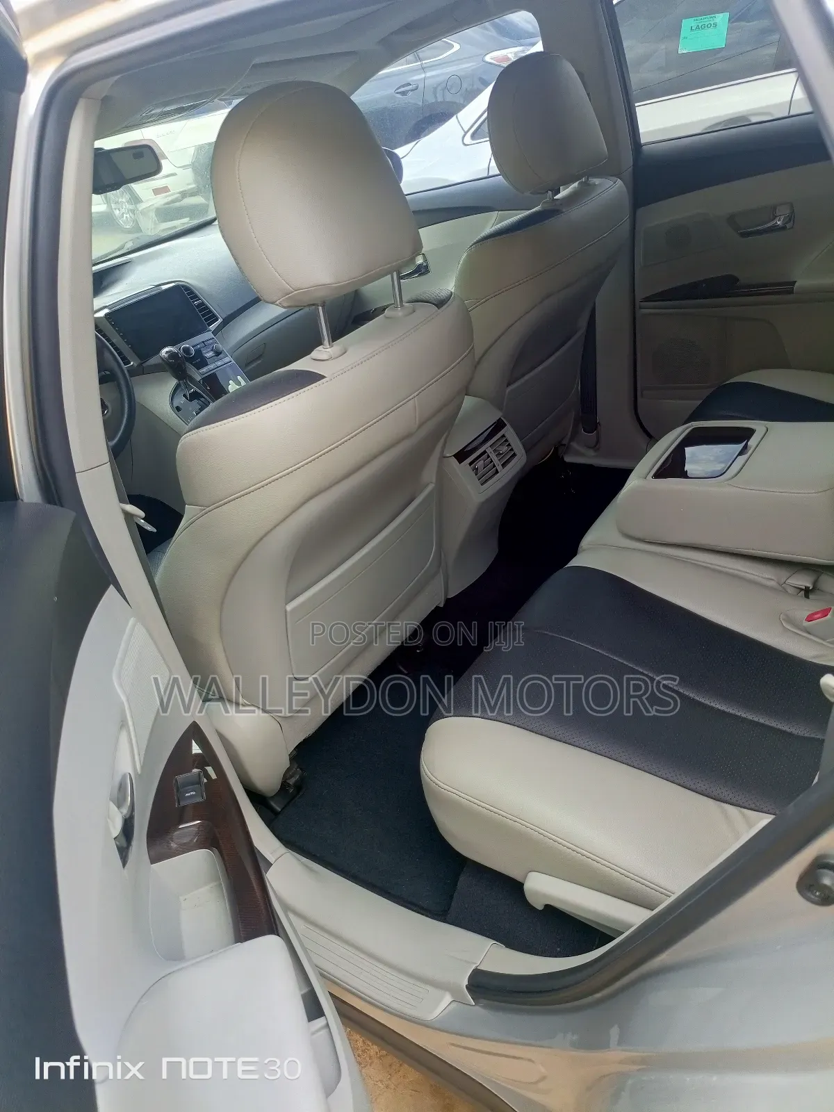 Toyota Venza 2012 Silver