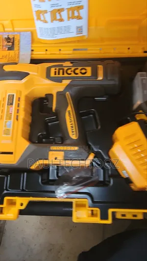 Battery Nailing Machine