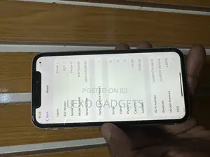 Apple iPhone 11 64 GB White