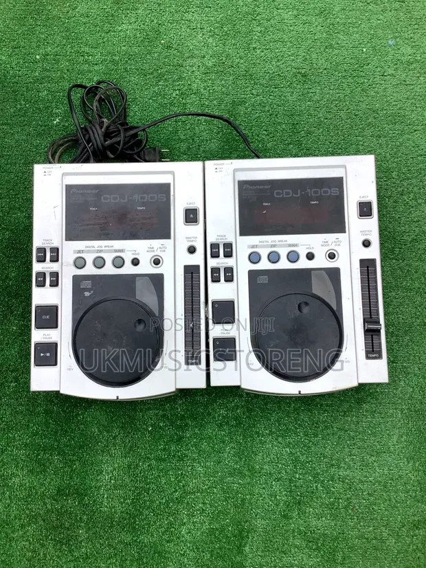 Pioneer CDJ-100S シルバー CDJ-100S (archived) CD deck (silver) - Pioneer DJ