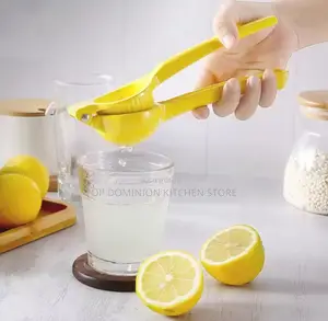 Manual Lemon Squeeze