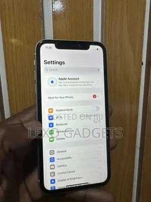 Apple iPhone 11 64 GB White