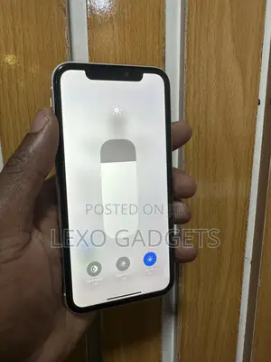 Apple iPhone 11 64 GB White