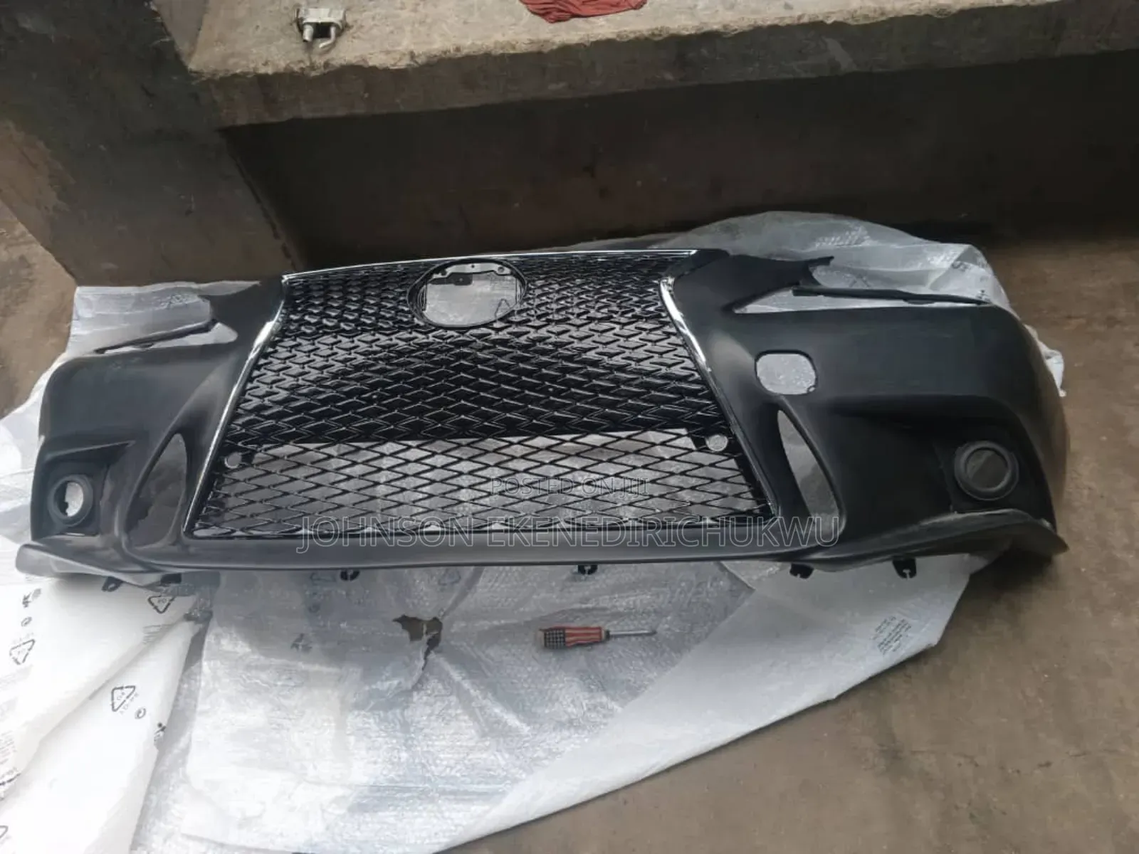 Lexus Is250 Front Bumper 2016