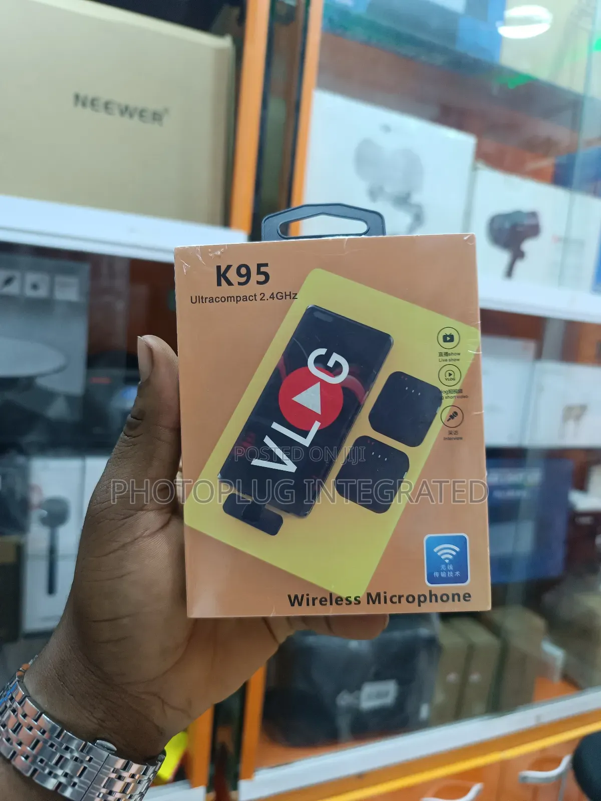  Wireless Microphone for iPhone and Type C Mount