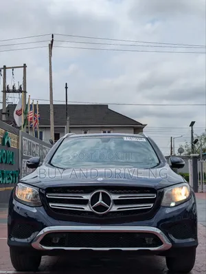 Mercedes-Benz GLC-Class 2016 Blue