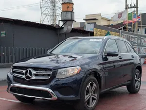 Mercedes-Benz GLC-Class 2016 Blue