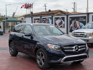 Mercedes-Benz GLC-Class 2016 Blue