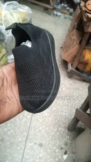 Quantity School Shoes