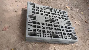 Strong Plastic Pallets for Farm Storage