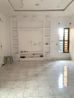 4bdrm Townhouse / Terrace in Ikota for rent