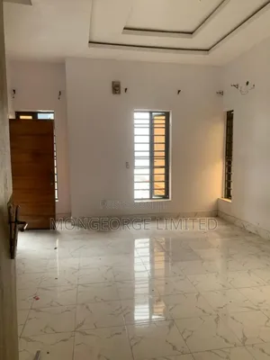 4bdrm Townhouse / Terrace in Ikota for rent