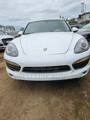 Porsche Cayenne S 2012 White